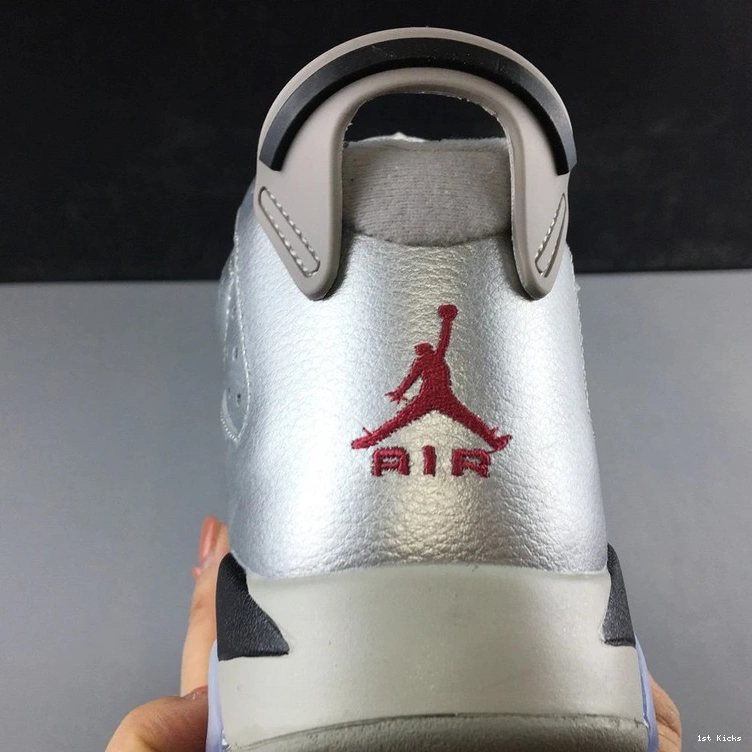 Retro Day 6 543390-009 (GS)  2014 Valentine's Jordan 0908